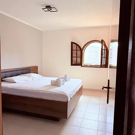 Casa de Férias Casa Peixinho - 2 Bedrooms, Garden&bbq Near São Jacinto