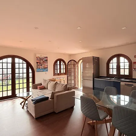 Casa Peixinho - 2 Bedrooms, Garden&bbq Near São Jacinto